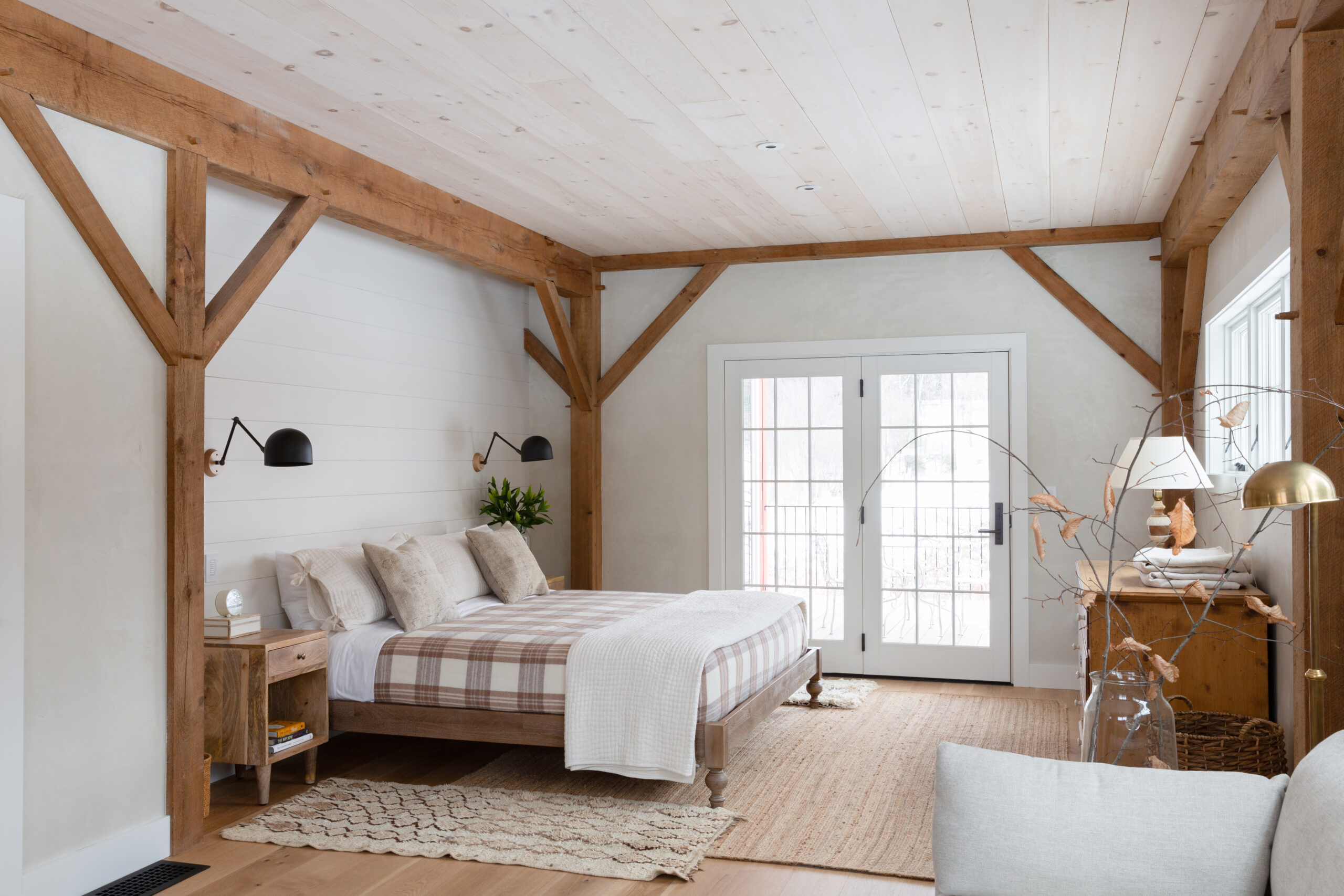 Husky Meadows wildflower guest suite