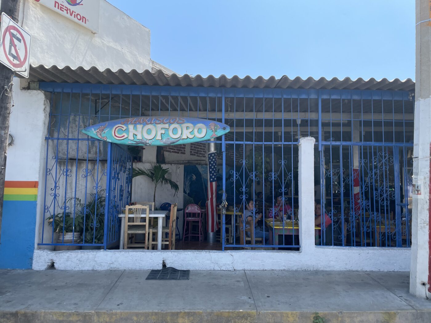 Front of Mariscos Choforo