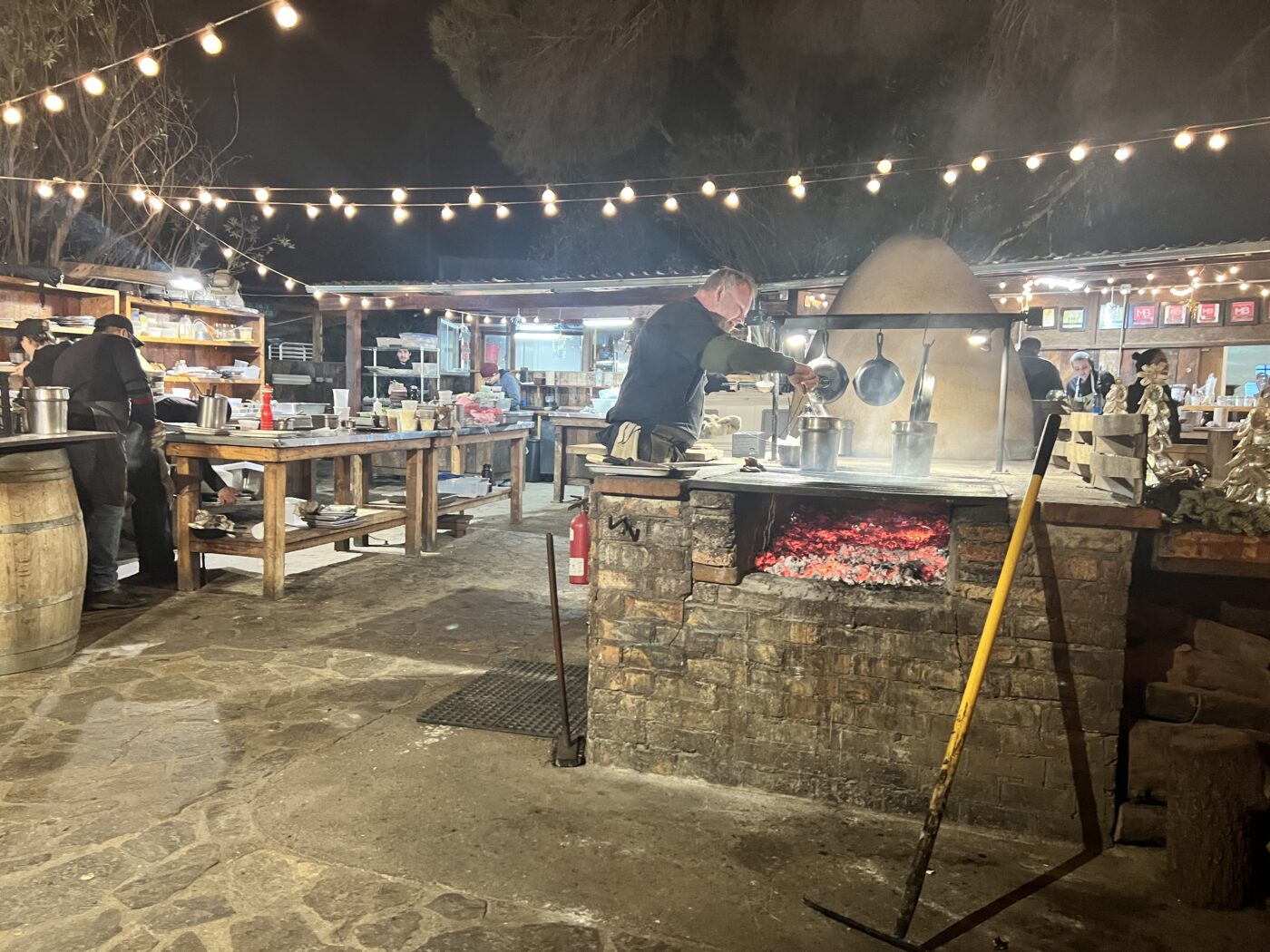 The kitchen and grill at Deckman's