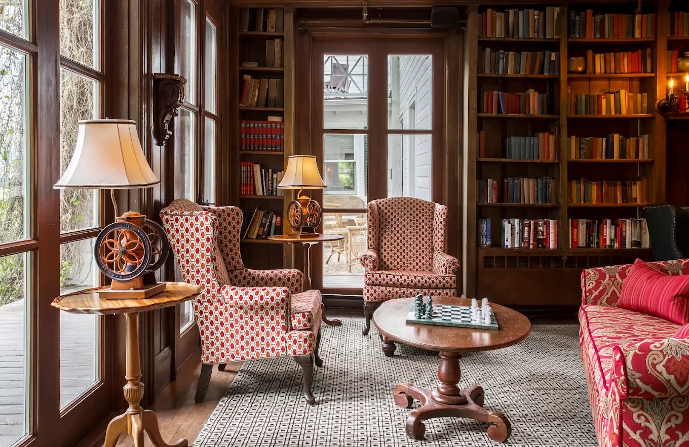 Where Writers Wrote Manoir Hovey Quebec