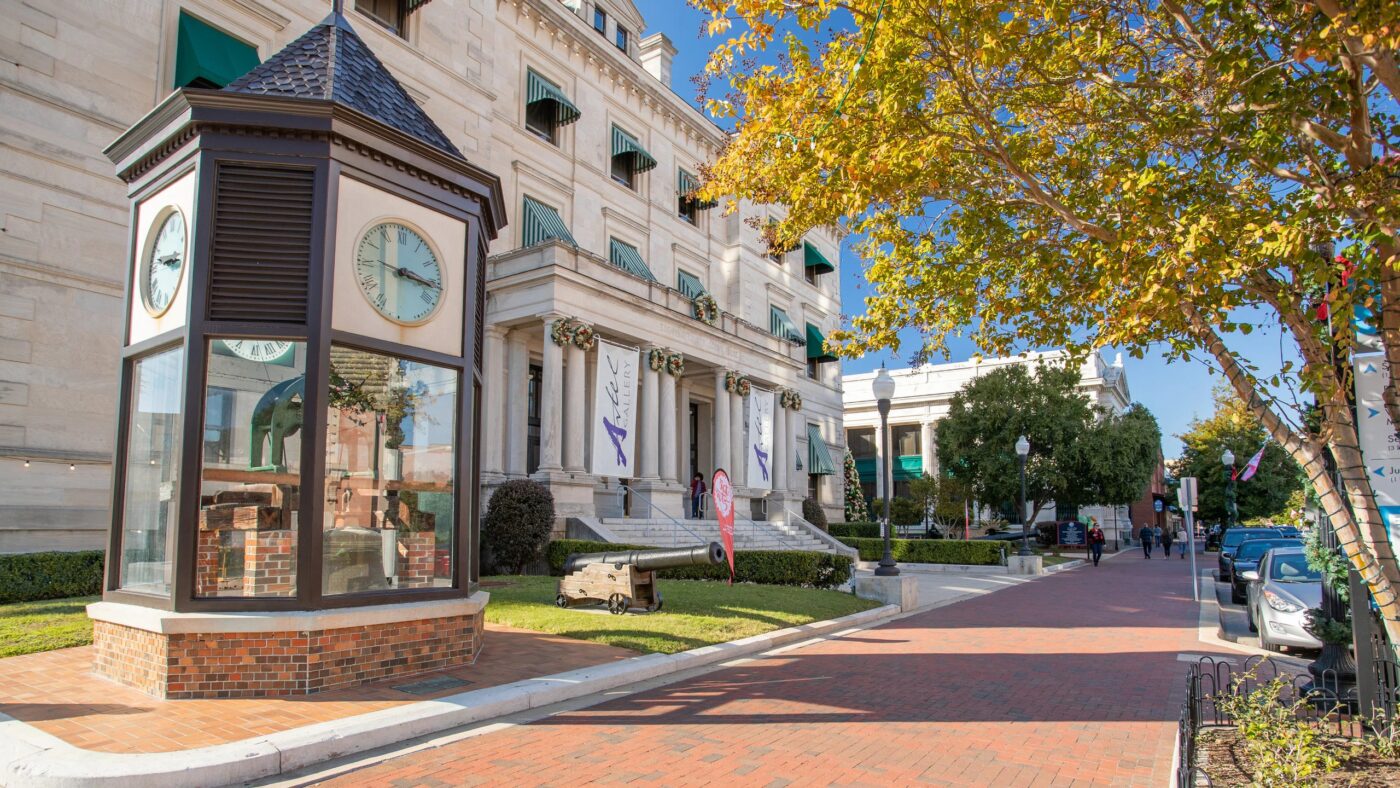 15-Places-in-the-Gulf-of-Mexico-pensacola-museum-of-art