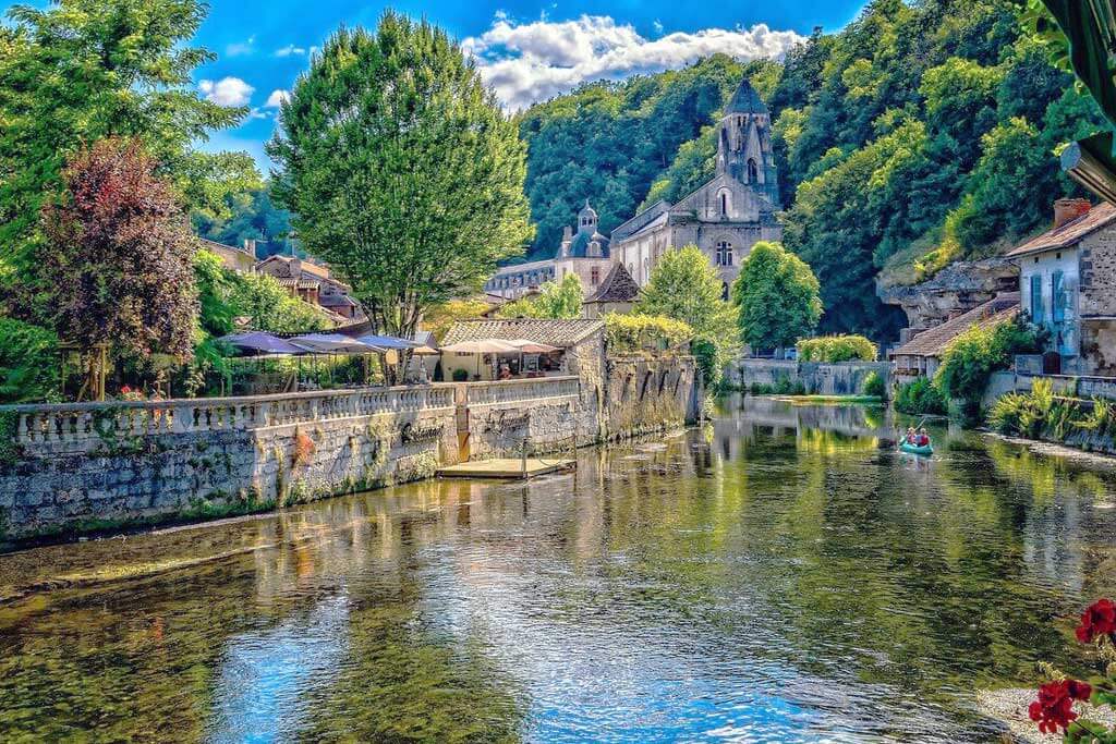 La Unknown France Brantome Dordogne