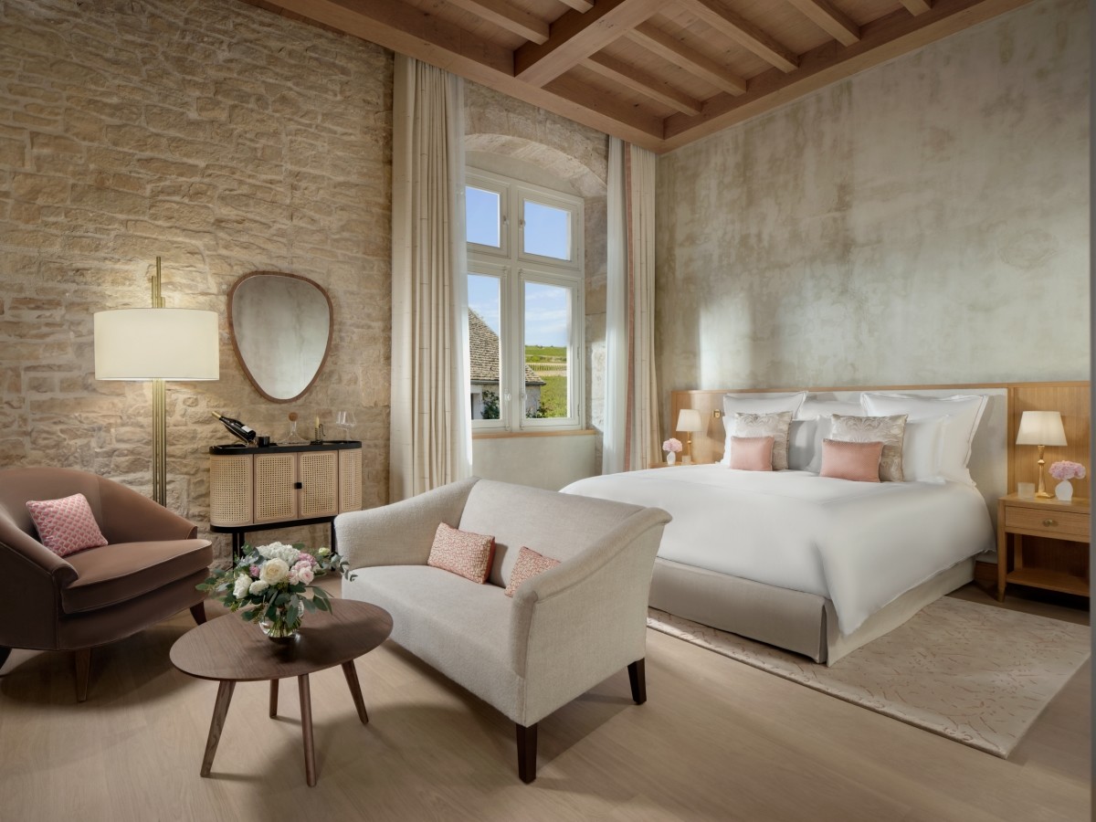 New Hotel Opening, The Chateau de la Commaraine