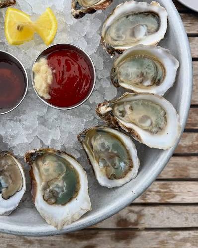 Oysters from the NorthEast US - Ninigret Nectar Oysters from Ninigret Pond